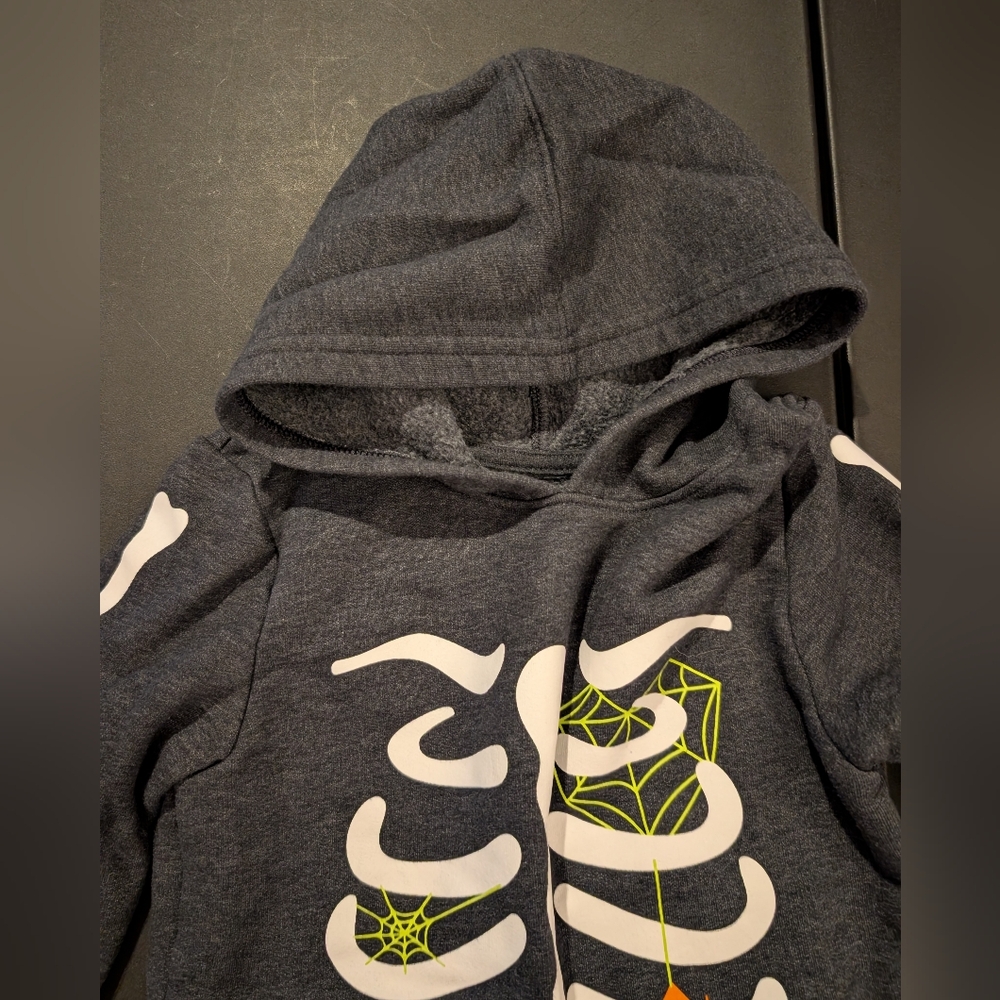 Cat & Jack Charcoal Gray Hoodie & Pant Set with Neon Green Accent Size 4T - Picture 5 of 10